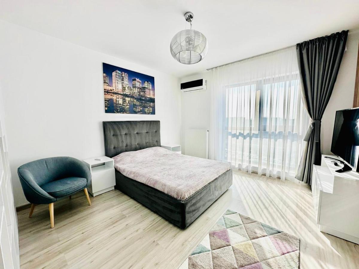 At The Top Plaza Studio Bükreş Dış mekan fotoğraf